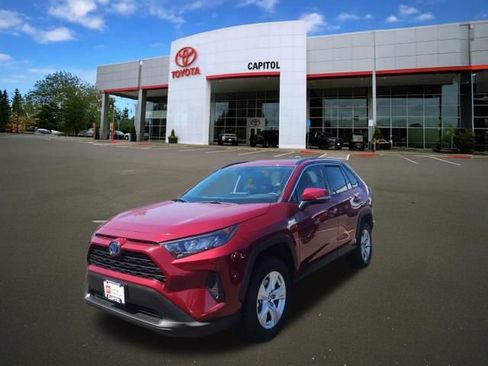 Used 2021 Toyota RAV4 LE AWD/4WD image 13