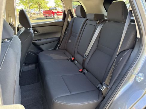 Used 2025 Nissan Rogue S FWD image 22