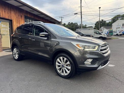Used 2017 Ford Escape Titanium AWD/4WD image 7