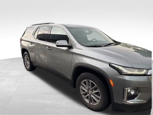 Used 2023 Chevrolet Traverse LT FWD image 10