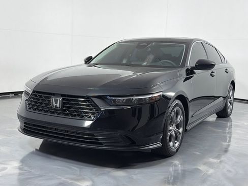 Used 2024 Honda Accord EX image 10