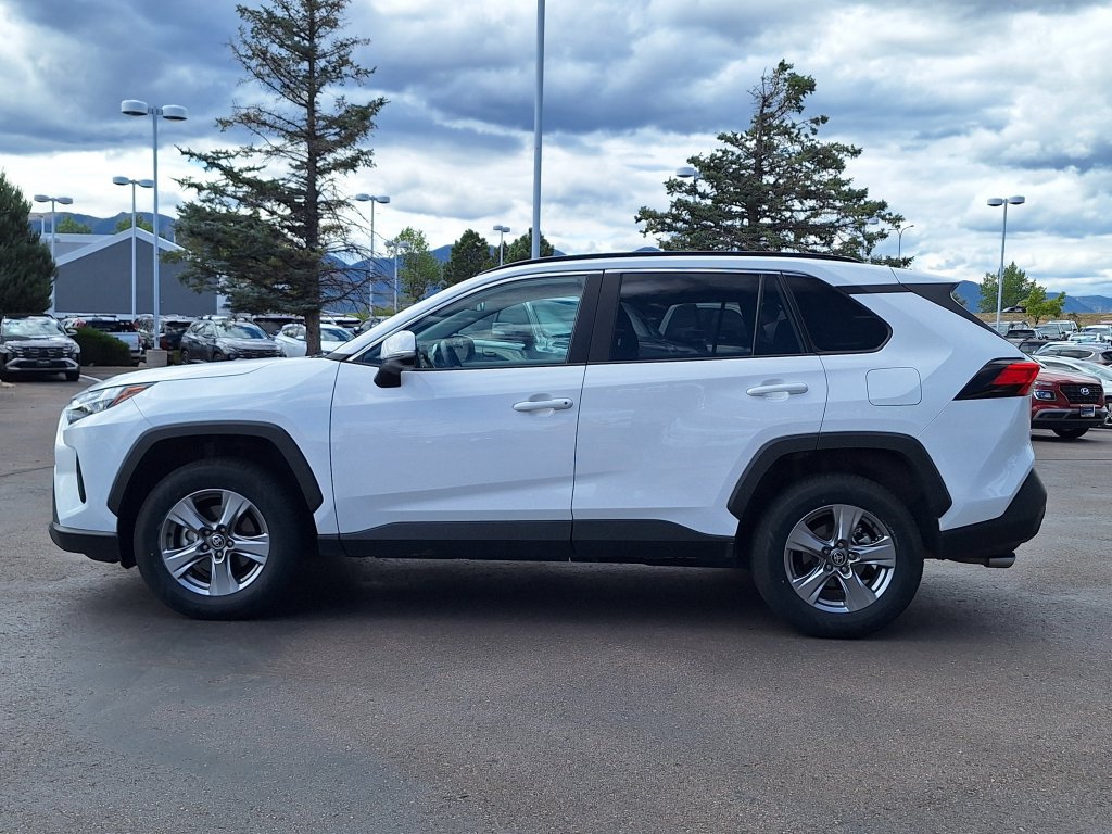 Used 2025 Toyota RAV4 XLE w/ Weather Package AWD/4WD image 6