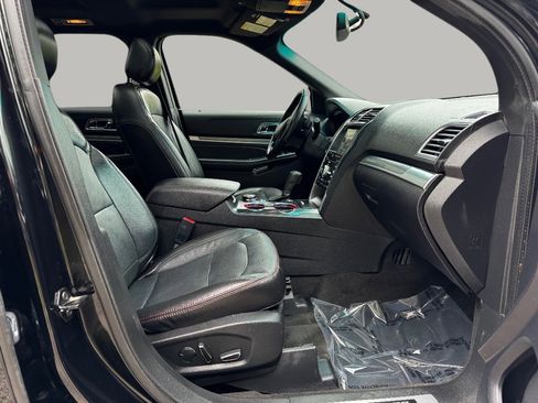 Used 2017 Ford Explorer Sport w/ Equipment Group 401A image 21