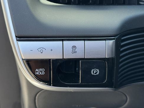 Used 2024 Hyundai Ioniq 5 SE RWD image 29