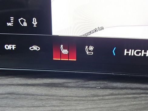 New 2025 Audi Q5 Premium Plus image 15