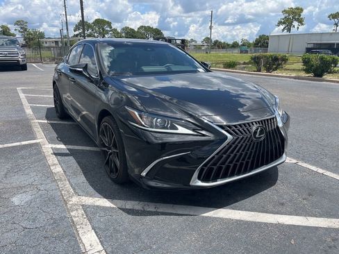 Used 2023 Lexus ES 350 w/ Accessory Package (Z2) FWD image 9