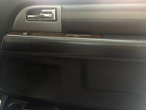 Used 2016 Ford Expedition Platinum image 21