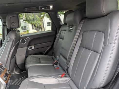 Used 2022 Land Rover Range Rover Sport HSE Silver Edition image 30