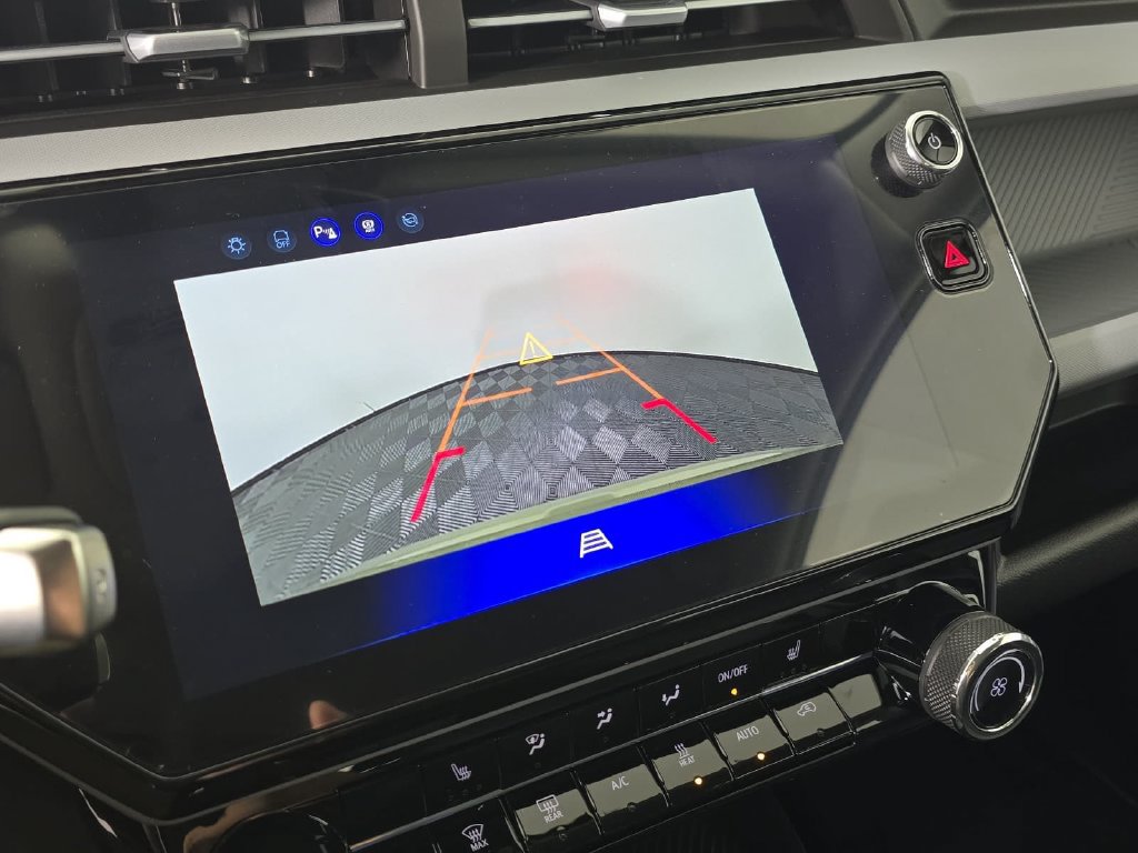 New 2027 Chevrolet Bolt LT w/ Comfort Package FWD image 19