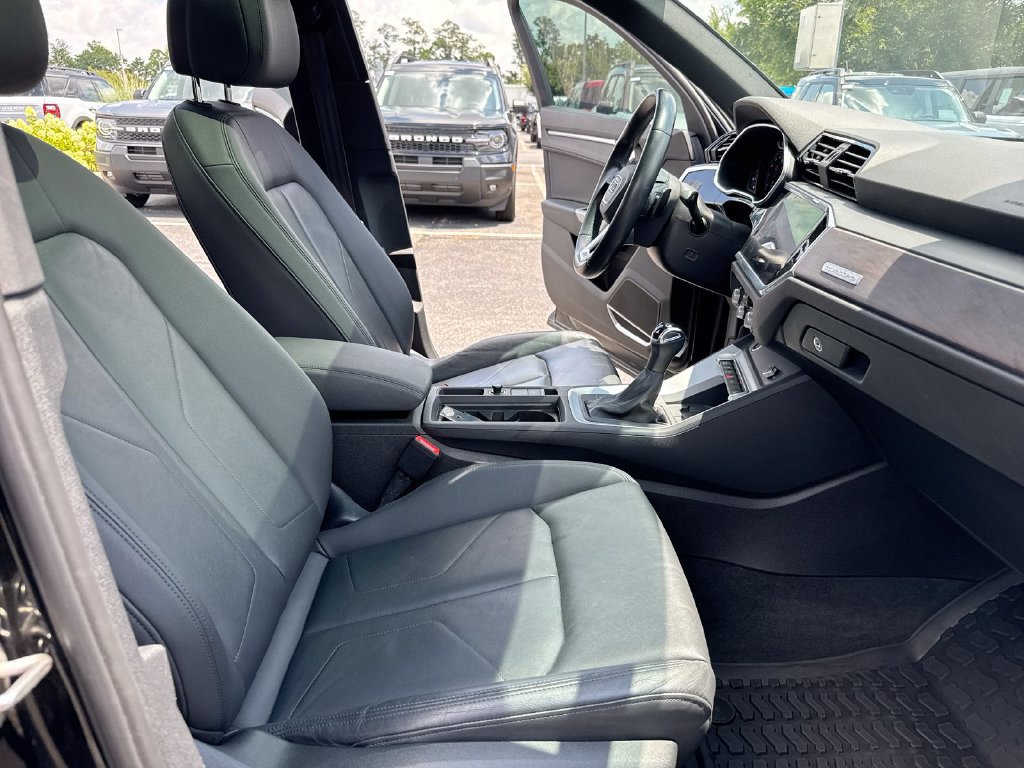 Used 2021 Audi Q3 2.0T Premium Plus w/ Premium Plus Package AWD/4WD image 23