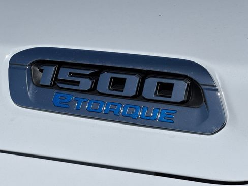New 2026 RAM 1500 2WD Crew Cab image 24