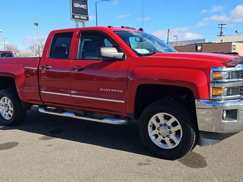Used 2015 Chevrolet Silverado 2500 LT w/ Z71 Package, Off-Road image 2