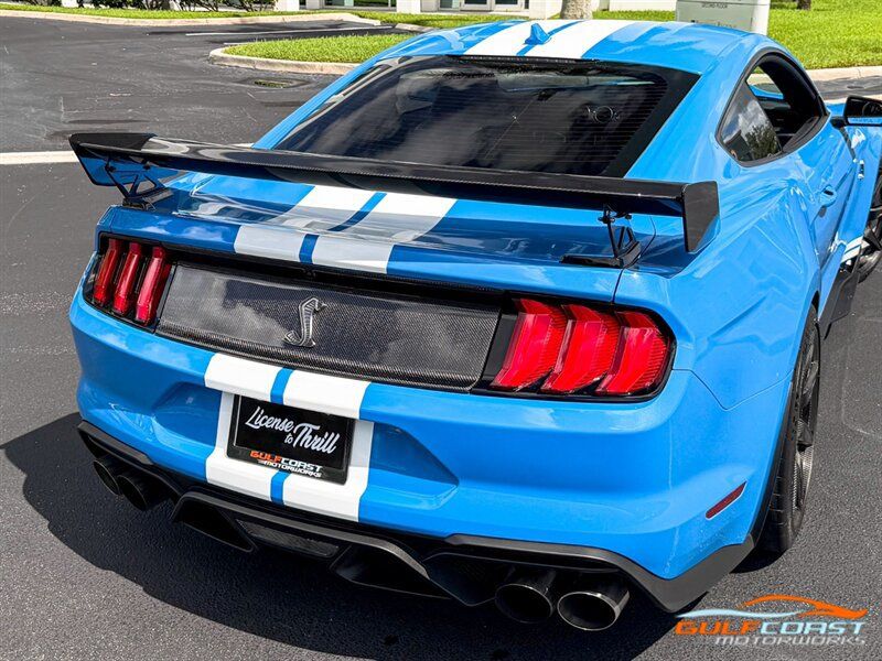Used 2022 Ford Mustang Shelby GT500 w/ Carbon Fiber Track Pack RWD image 58