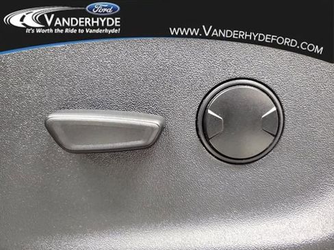 Used 2023 Ford F150 XLT image 18