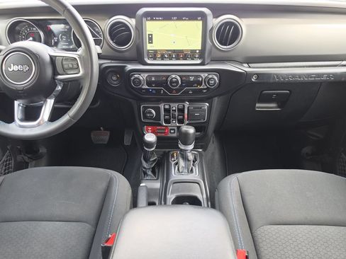 Used 2023 Jeep Wrangler Unlimited Rubicon 4xe AWD/4WD image 15