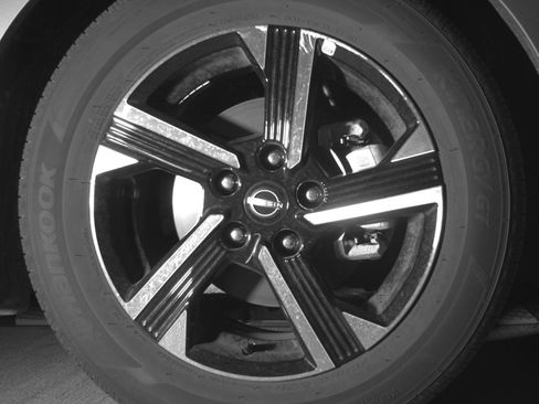 Used 2025 Nissan Sentra SV FWD image 13