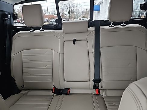 New 2025 Ford Ranger Lariat w/ Chrome Accent Package image 10