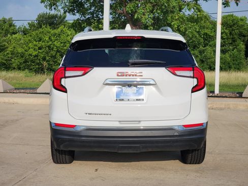 Used 2022 GMC Terrain SLT FWD image 6