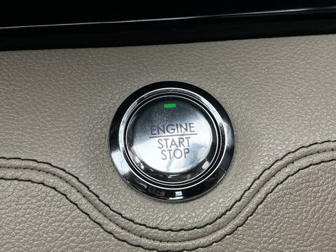 Used 2023 Lincoln Navigator L Reserve AWD/4WD image 23