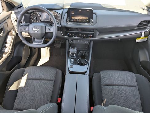 New 2026 Nissan Rogue SV FWD image 20