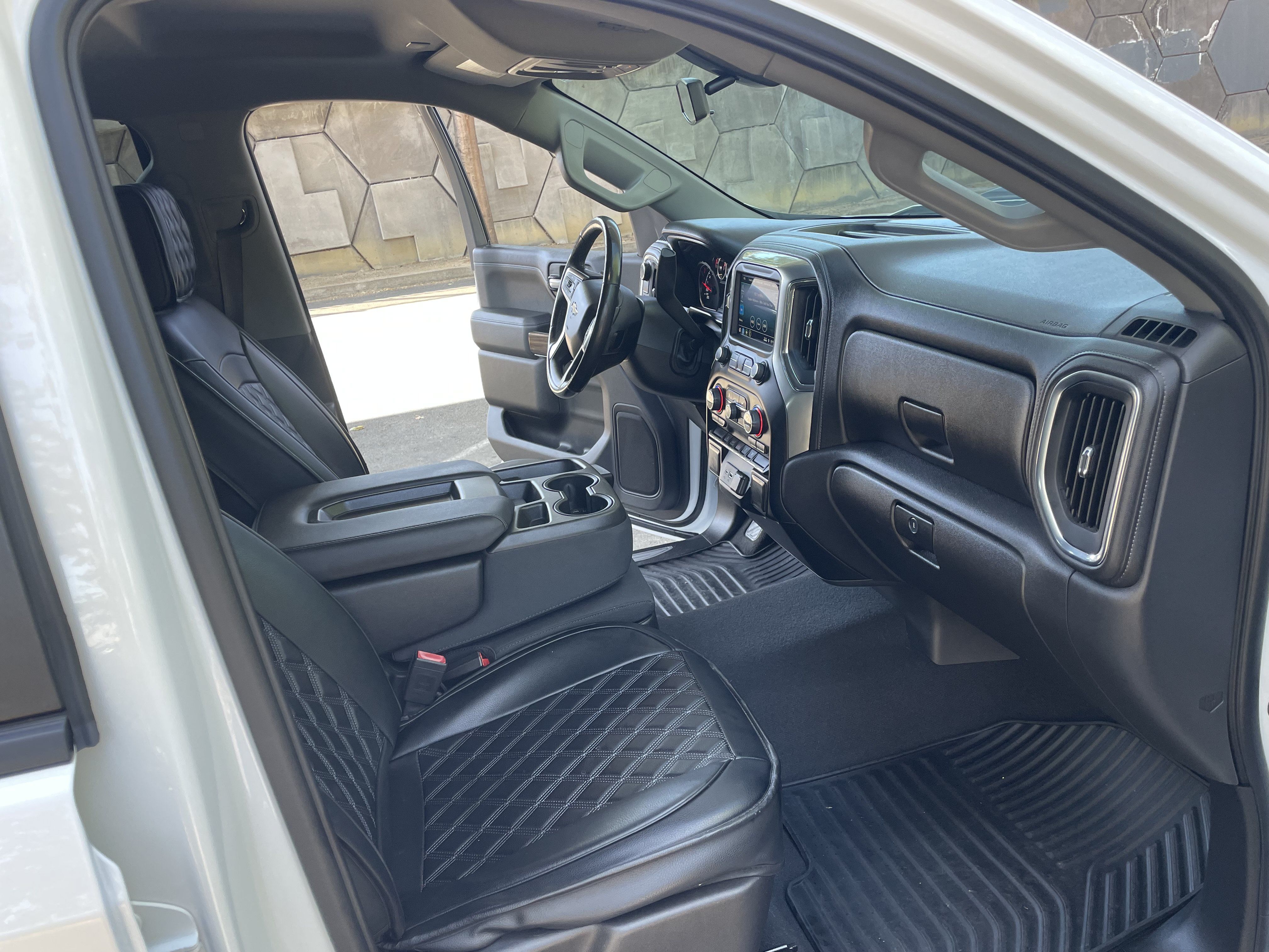 Used 2020 Chevrolet Silverado 1500 LT w/ All-Star Edition RWD image 10