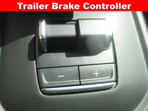 Used 2024 GMC Sierra 1500 AT4 w/ Technology Package AWD/4WD image 20