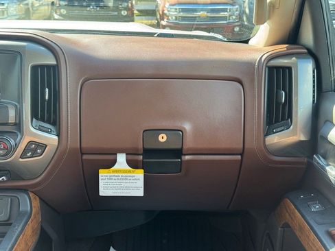 Used 2019 Chevrolet Silverado 2500 High Country w/ Duramax Plus Package image 31