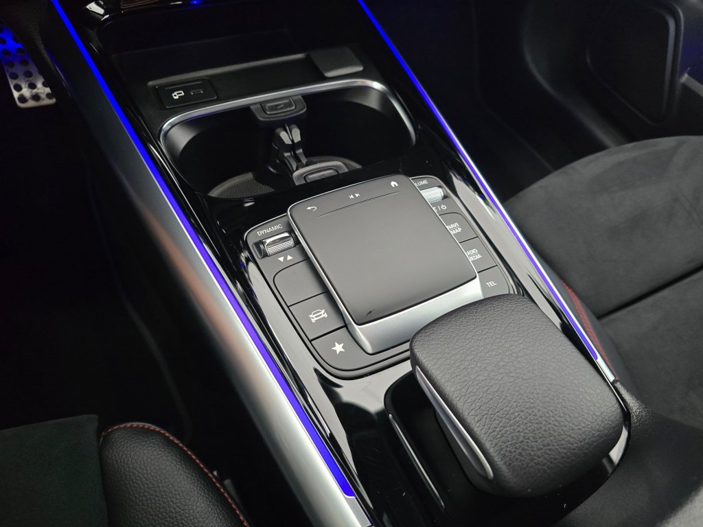 Used 2022 Mercedes-Benz GLA 250 4MATIC image 31