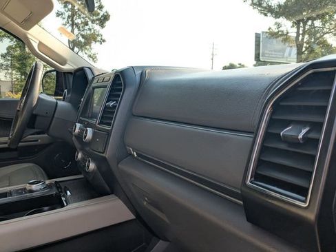 Used 2021 Ford Expedition Max Limited RWD image 36