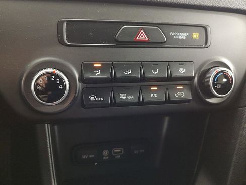 Used 2019 Kia Sportage LX AWD/4WD image 10