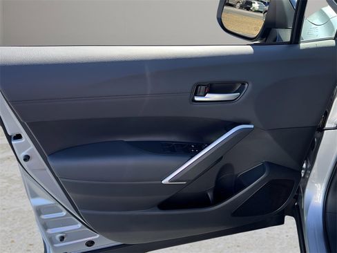 Certified 2026 Toyota Corolla Cross XLE image 23