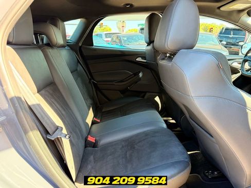 Used 2017 Ford Focus RS AWD/4WD image 38