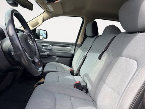 Used 2019 RAM 1500 Big Horn AWD/4WD image 9