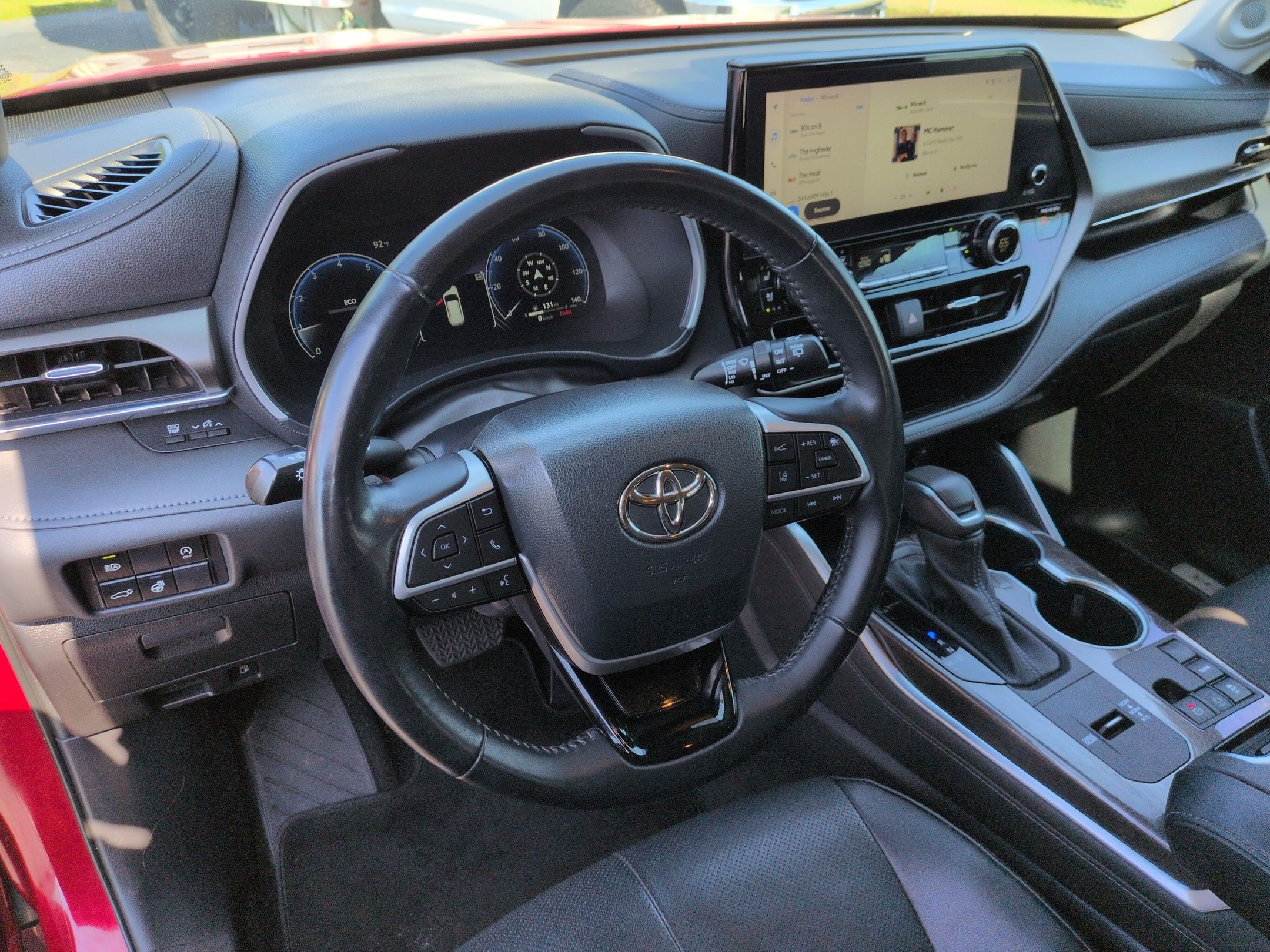 Used 2023 Toyota Highlander Limited FWD image 16
