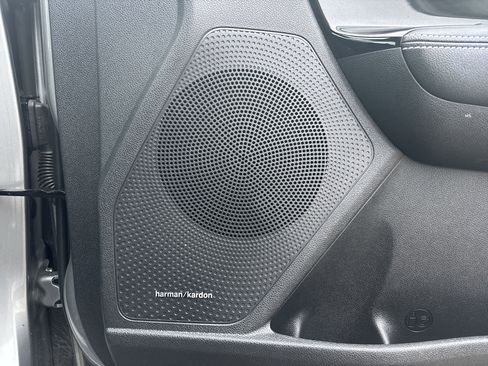 Used 2022 Kia Niro EX w/ Cold Weather Package image 46