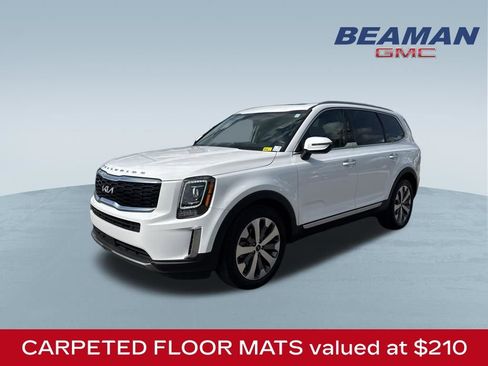 Used 2022 Kia Telluride S AWD/4WD image 3
