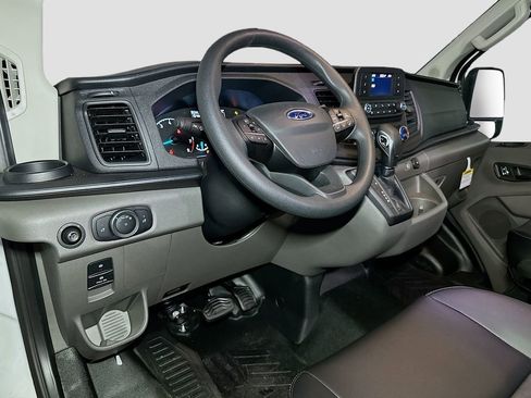 New 2025 Ford Transit 250 Low Roof RWD image 6