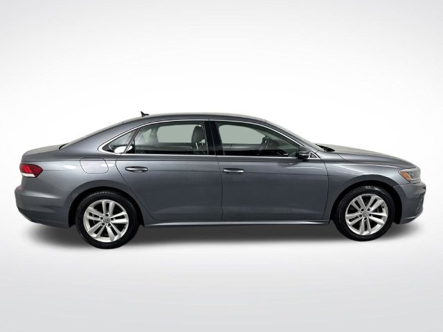 Used 2020 Volkswagen Passat 2.0T SE FWD image 34