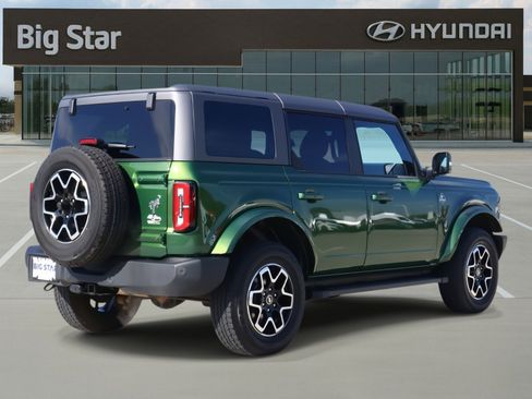 Used 2024 Ford Bronco Outer Banks image 4