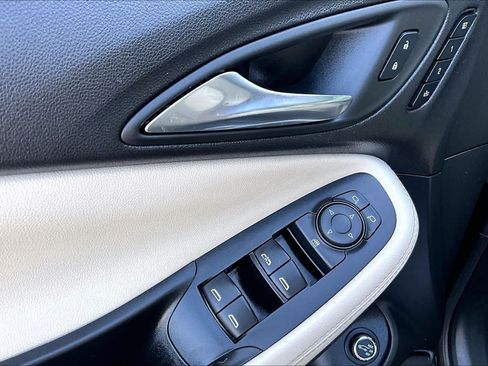 Used 2024 Buick Encore GX Avenir w/ Avenir Technology Package FWD image 31