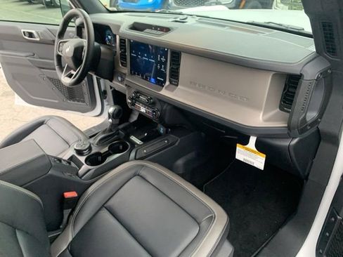 New 2025 Ford Bronco Outer Banks image 26