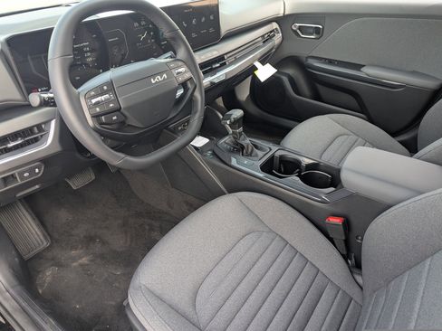 New 2025 Kia K4 EX image 23