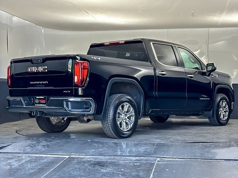 Used 2025 GMC Sierra 1500 SLT AWD/4WD image 3