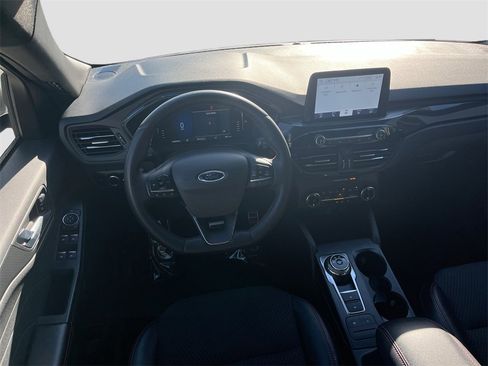 Used 2023 Ford Escape ST-Line image 24