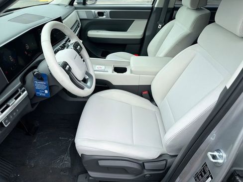 New 2026 Hyundai Santa Fe SE FWD image 15