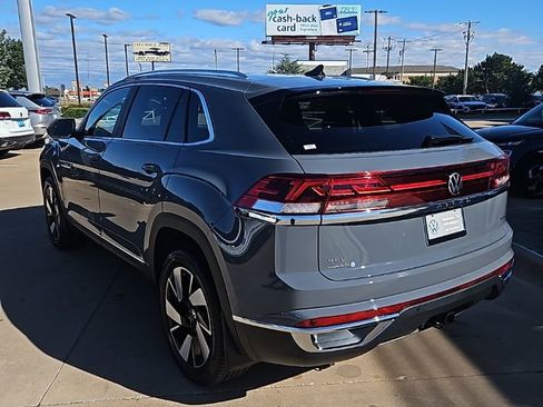 New 2026 Volkswagen Atlas Cross Sport SEL AWD/4WD image 7