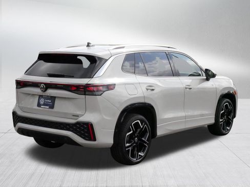 Certified 2025 Volkswagen Tiguan SEL R-Line AWD/4WD image 7