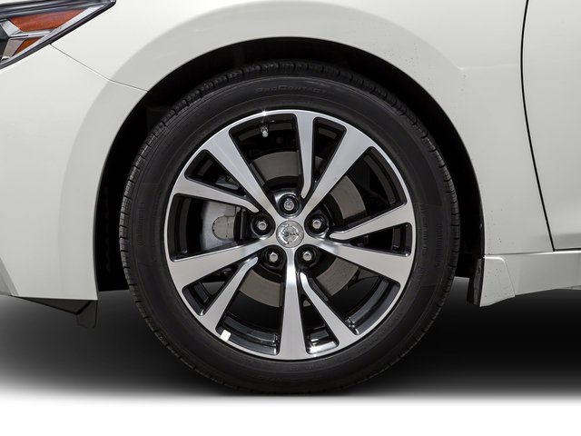 Used 2017 Nissan Maxima Platinum FWD image 14