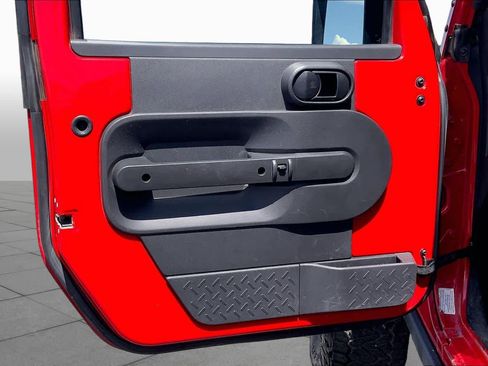 Used 2008 Jeep Wrangler Unlimited Rubicon w/ PWR Convenience Group AWD/4WD image 21