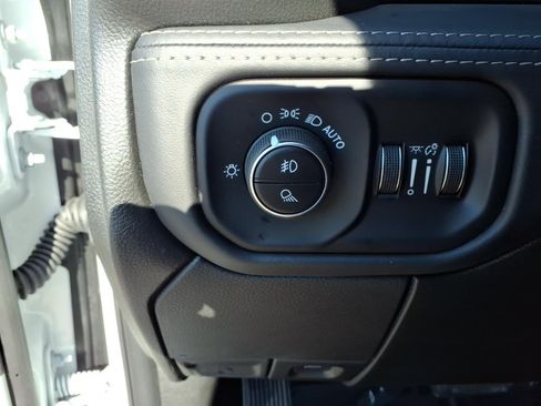 New 2026 RAM 3500 Limited image 18